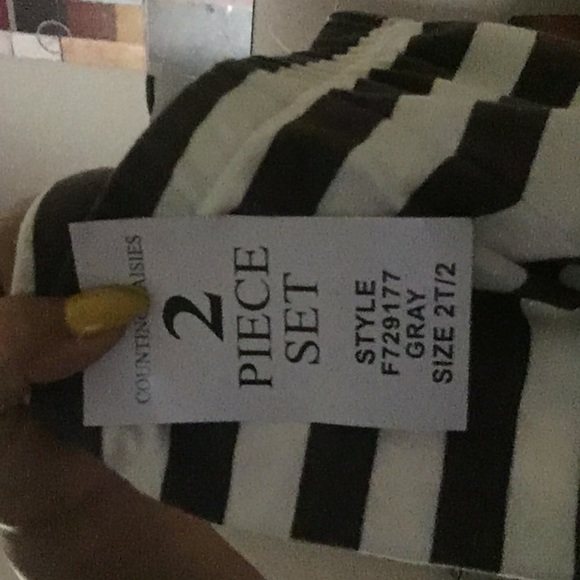 Girls clothes - Picture 5 of 5